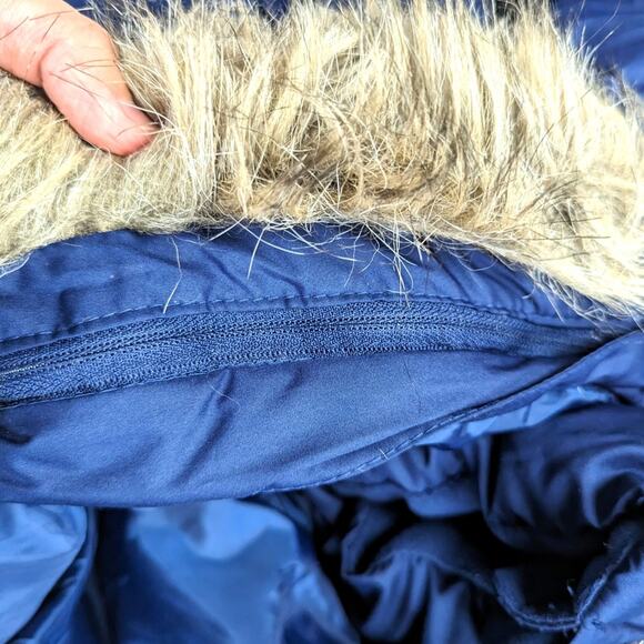 Land's End Coat Women's Size XS 2-4 Navy Down Fur Hooded - Picture 8 of 14